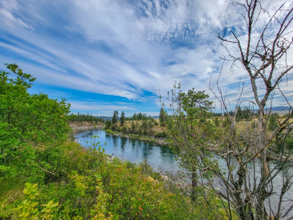 The Spokane River and basalt outcrops along the eastern Centennial Trail