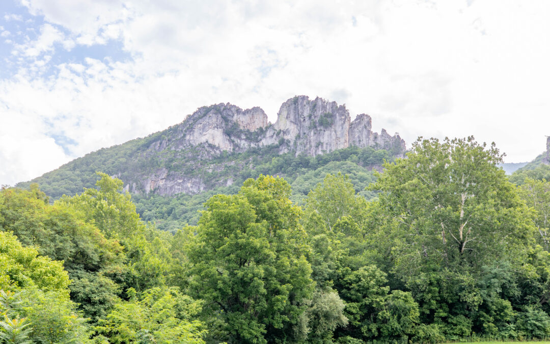 Steep Hike to Scenic Overlook – Seneca Rocks, WV