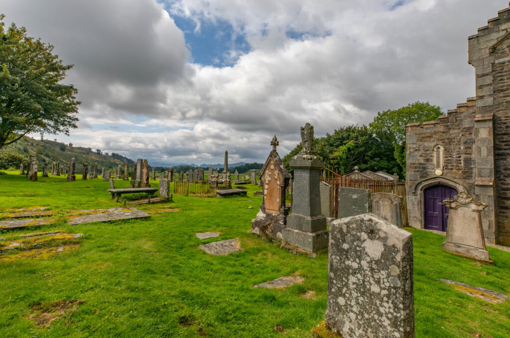 Kilmartin Church graveyard