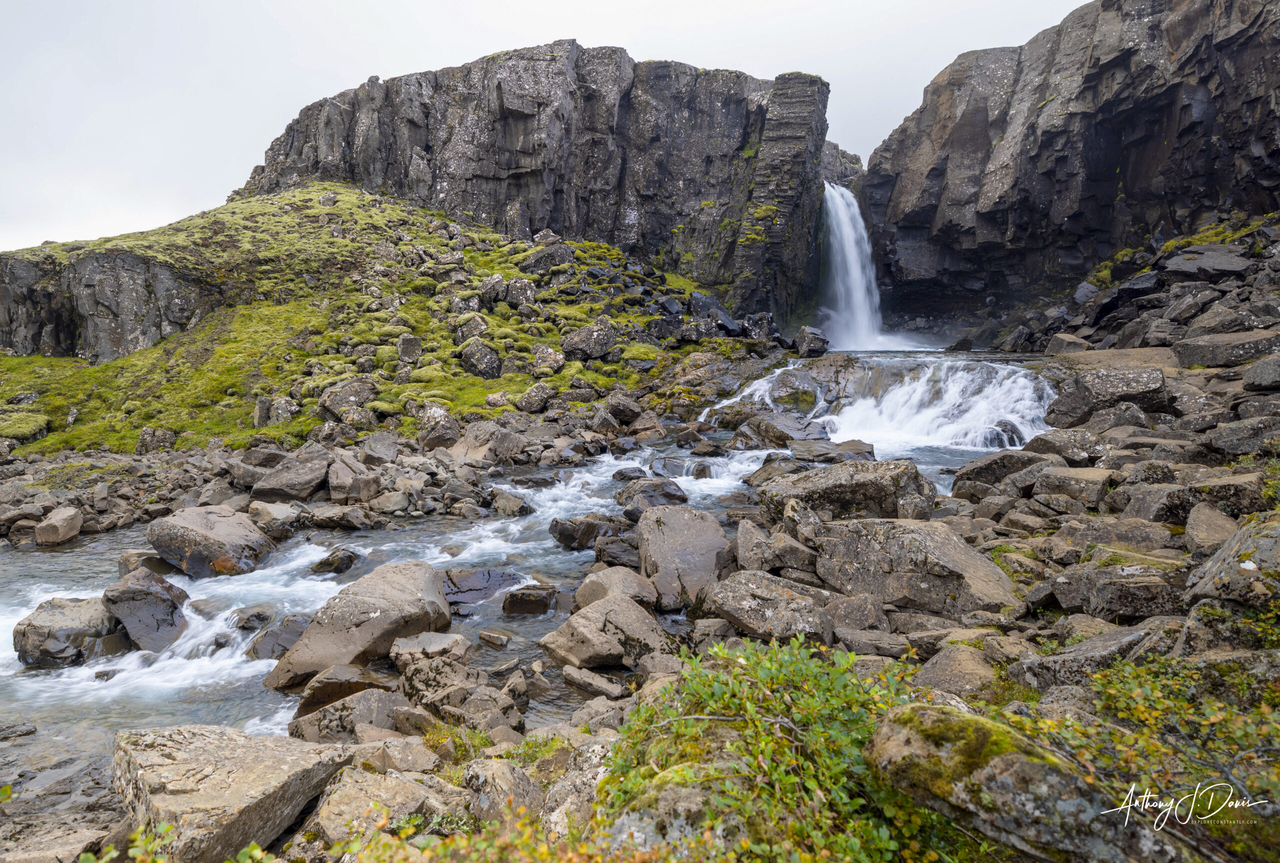 Folaldafoss Waterfall