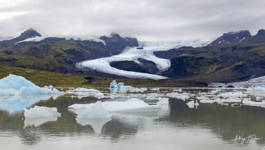 Jokulsarlon Glacier Lagoon and Breiðamerkurjökull Glacier